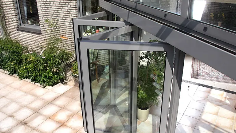 Faltelemente in einem Wintergarten